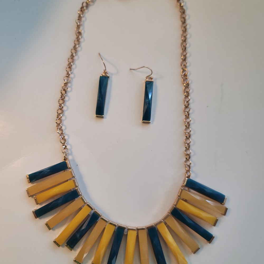 Elegant Blue and Yellow Necklace and Earring Set